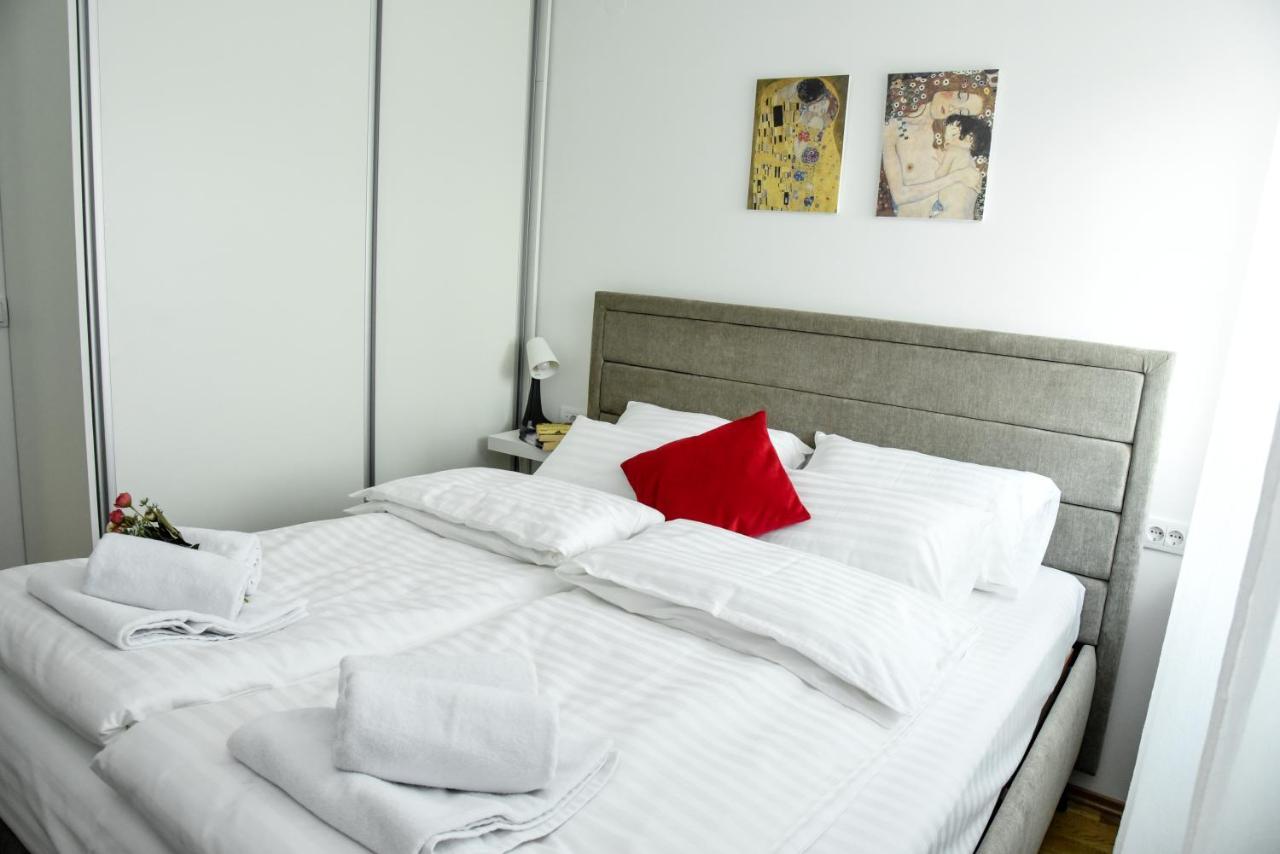 Suncokret Apartmani Loznica Buitenkant foto
