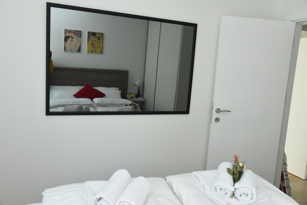 Suncokret Apartmani Loznica Buitenkant foto