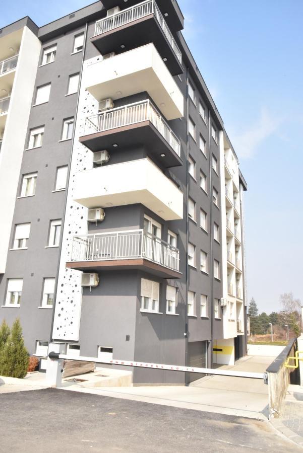 Suncokret Apartmani Loznica Buitenkant foto